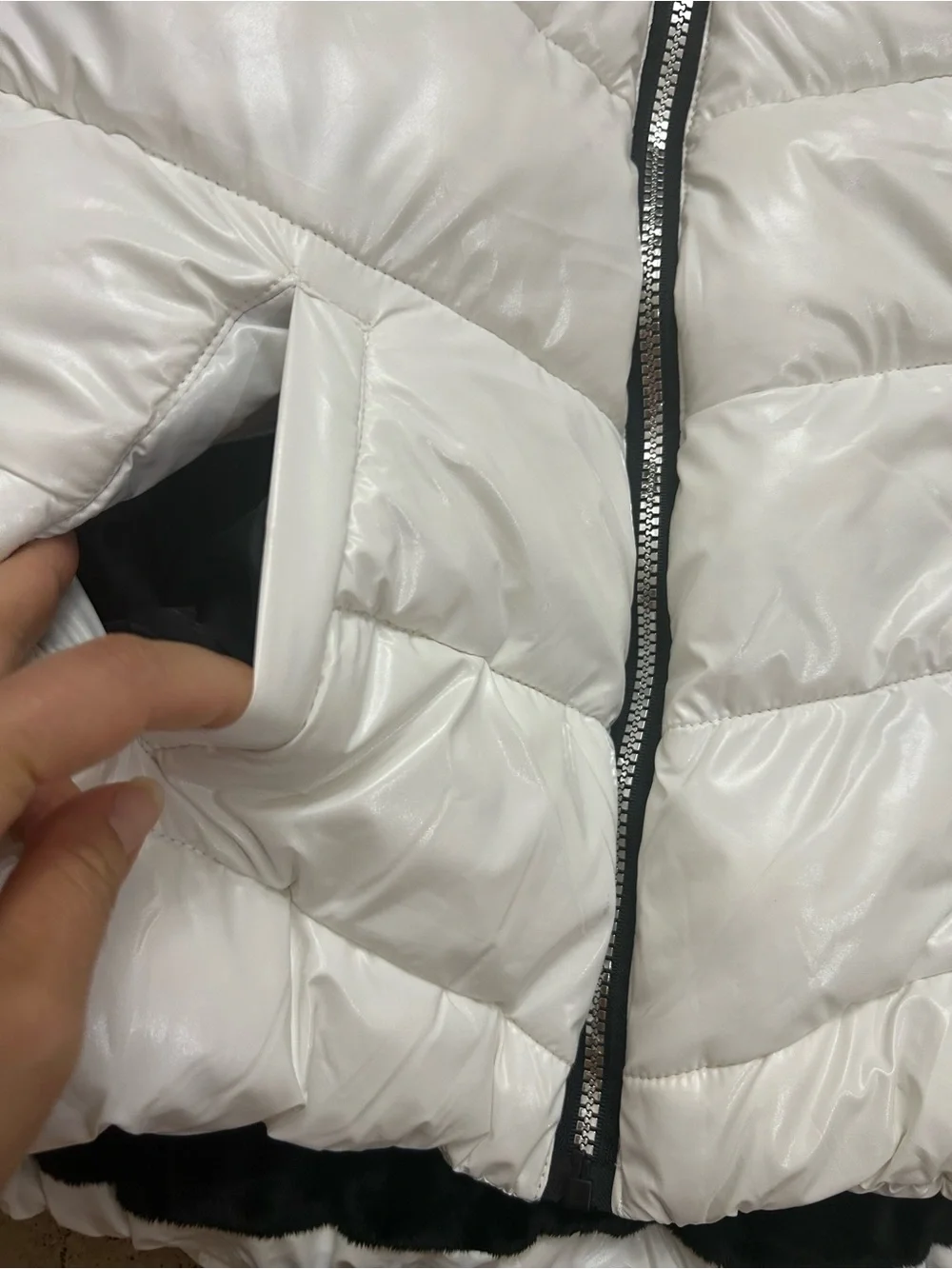NEW Juicy Couture girls Puffer Jacket with Black Faux-Fur Trim size M 10/12